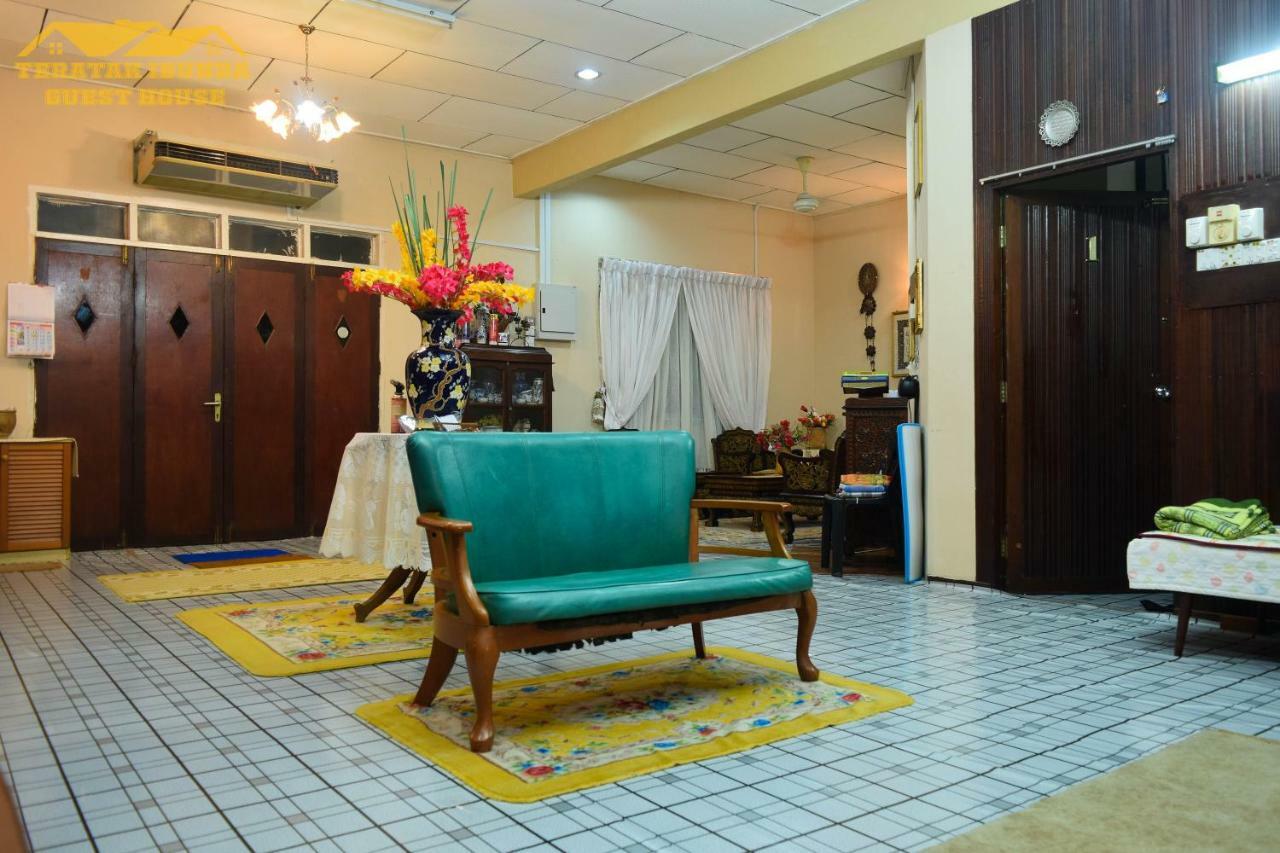 Teratak Ibunda Guest House Kota Bharu Exterior foto